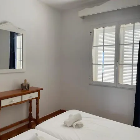 Apto Arenal Den Castell